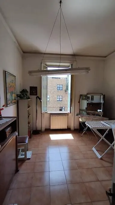 No-Mad Rome Bright And Spacious 4Bed Flat, 5' From Metro, Train Italy